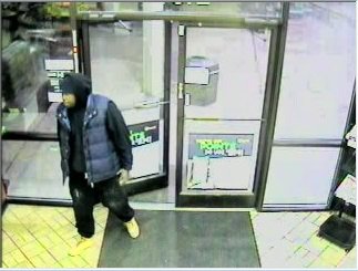 Police looking for 2 suspects in 2 south Nashville robberies    