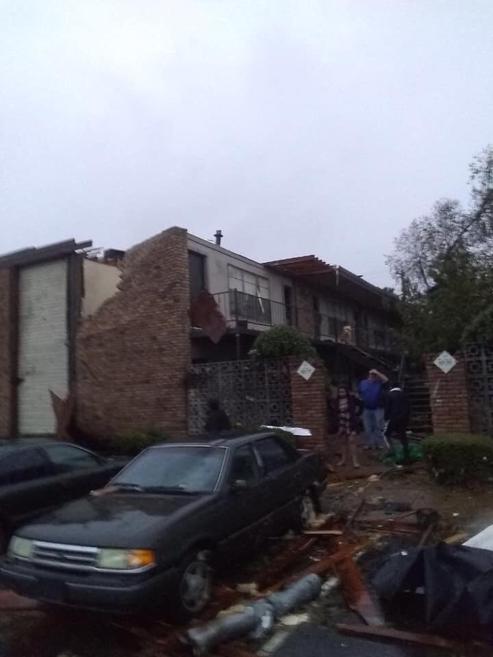 Heavy storm damage in Parkway Village. Homes & cars destroyed at the Cottonwood Apartments near American Way &amp; Perkins. No word on injuries.  