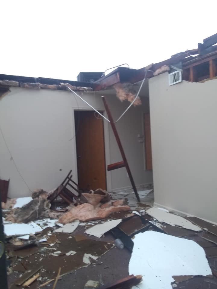 Heavy storm damage in Parkway Village. Homes & cars destroyed at the Cottonwood Apartments near American Way &amp; Perkins. No word on injuries.  