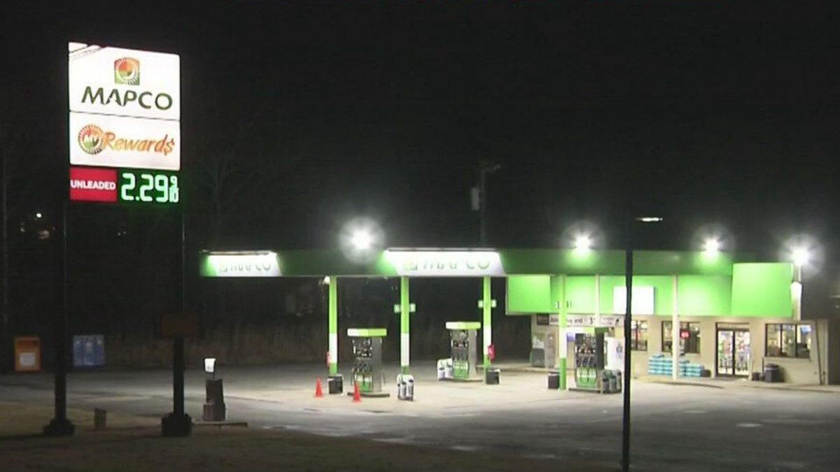 A white male in his mid-30s went into a MAPCO on Stewarts Ferry Pike around 8 p.m. and placed a knife at a customer's neck, demanding money from the clerk