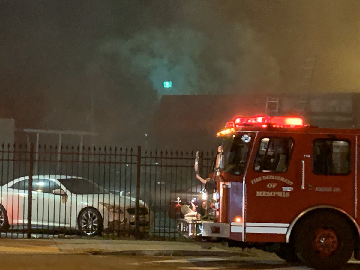 mfd on scene of a business fire upgrade auto sales on crump blvd east of mississippi blvd please give emergency crews right of way memphis tennessee news from tennessee u s in fire upgrade auto sales