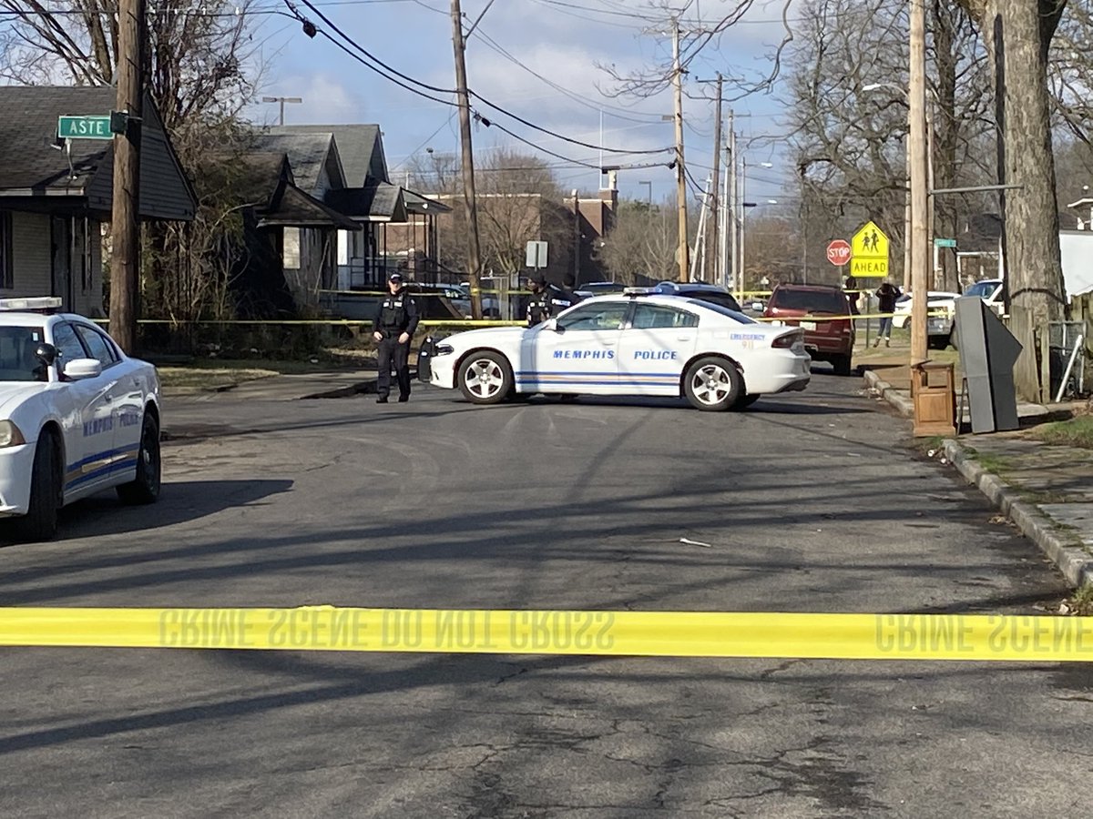 Memphis Police on the scene of a shooting in the 1300 block of Aste. One man shot was located and transported to ROH in critical condition. It looks as though the shooting is involving an F35 with the window shot out. A male suspect was detained on the scene