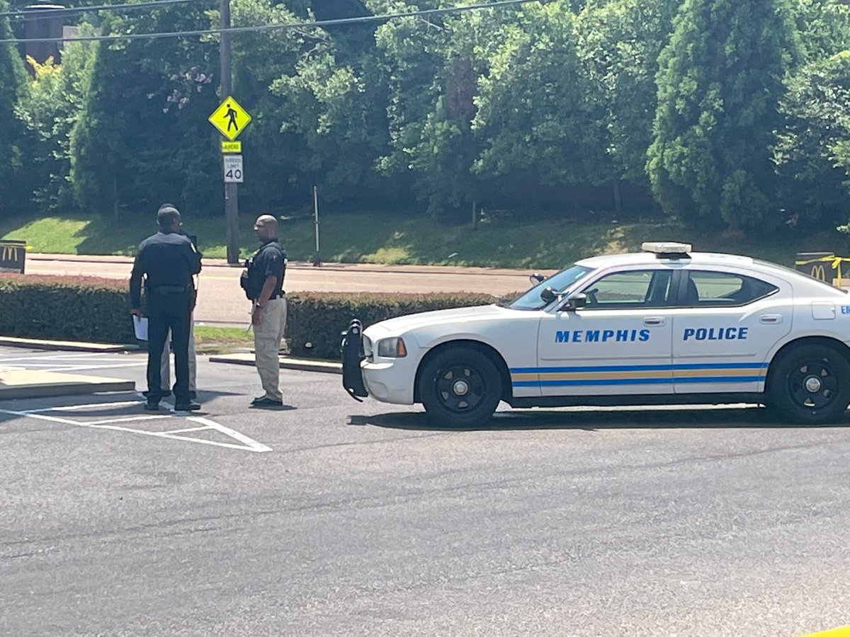 @MEM_PoliceDept are actively investigating a shooting at the McDonalds on Poplar and Tillman St.   Police say a child was shot and taken to LeBonheur Children's Hospital but is in stable condition