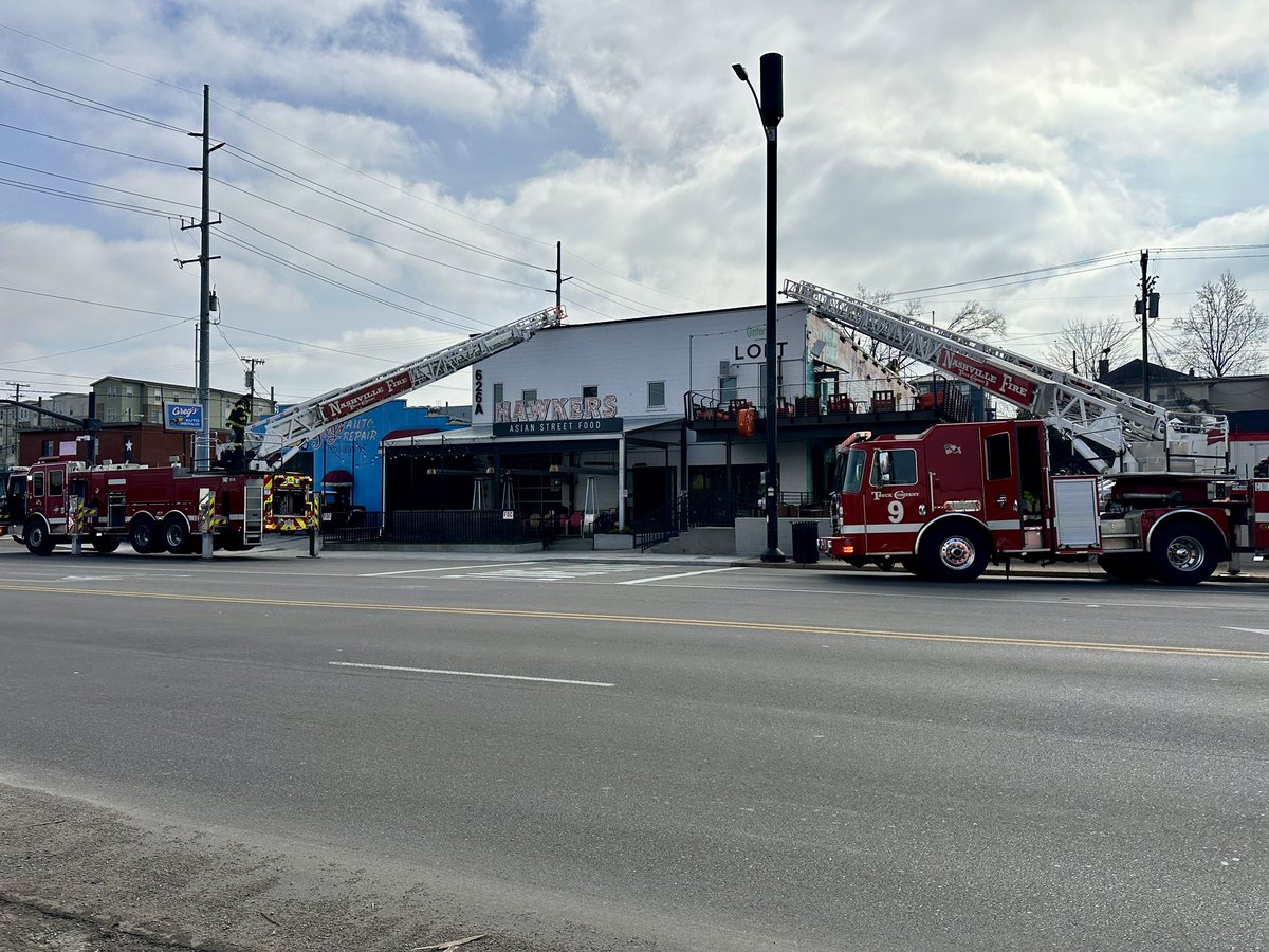 There’s an active fire scene at Hawkers Asian Street Food in East Nashville. There were flames reportedly inside the wall and coming up through the roof. The fire is now contained and firefighters are searching for any hotspots to put out