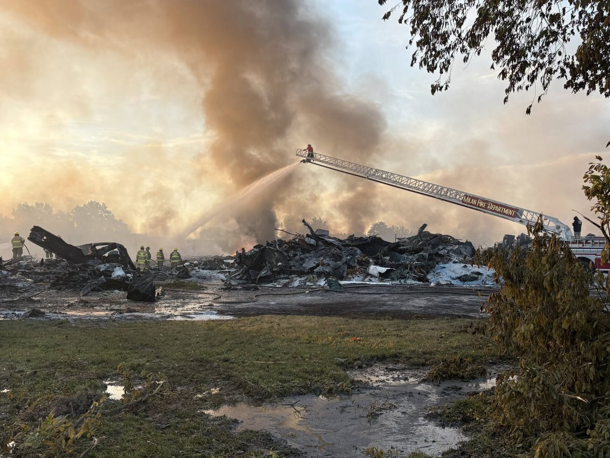 A plastic manufacturing facility suffered a major fire Friday afternoon in Henry County, as crews worked overnight to completely extinguish the blaze